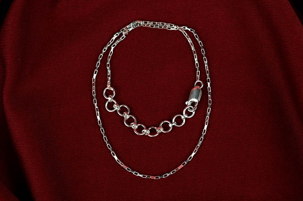 Delicate Silver Box Chain